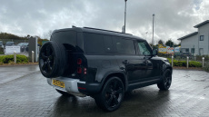Land Rover Defender 3.0 D250 SE 110 5dr Auto Diesel Estate